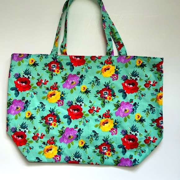 Relisted See New Listing Tote Bag Pioneer Woman Fabric Floral All Purpose - Picture 6 of 6